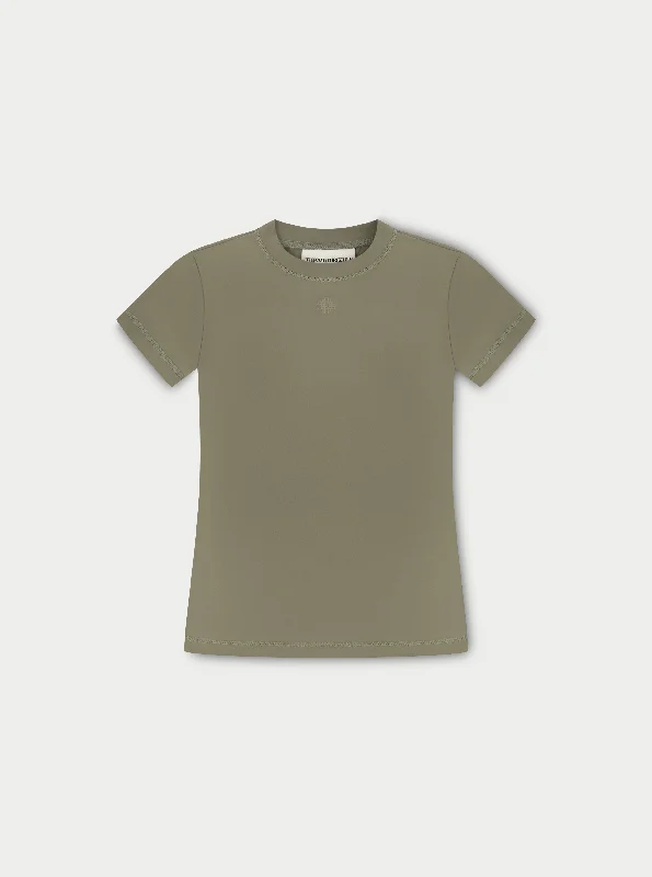 SCULPTING STRETCH EMBLEM BABY TEE - KHAKI